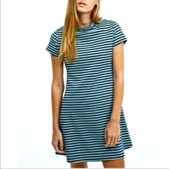Free People Dresses & Skirts - Free People Beach Mint and Navy Stripe Dress